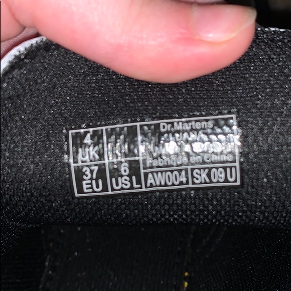 Dr. Martens boots - Picture 4 of 5